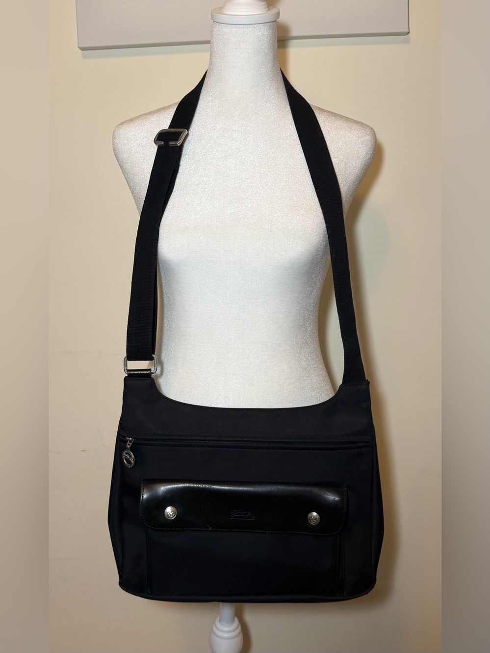 Vintage 90s Longchamp Black Nylon Bag with Leather Accent Flap